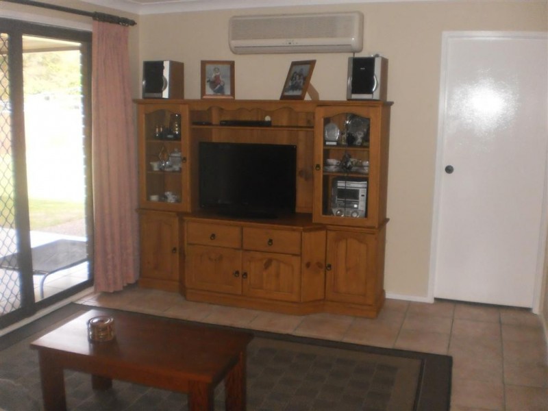 18 Pershing Place, Tanilba Bay NSW 2319