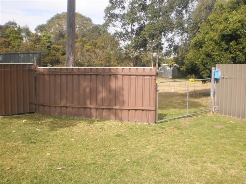 18 Pershing Place, Tanilba Bay NSW 2319