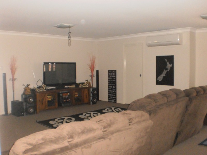 75 Pershing Place, Tanilba Bay NSW 2319