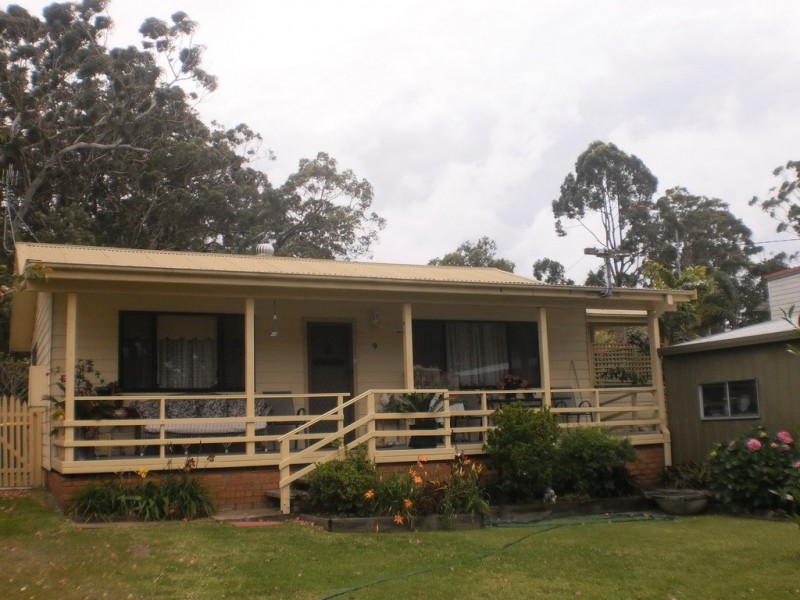 9 Russell Street, Lemon Tree Passage NSW 2319