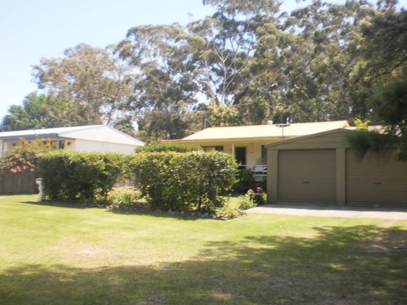 9 Russell Street, Lemon Tree Passage NSW 2319