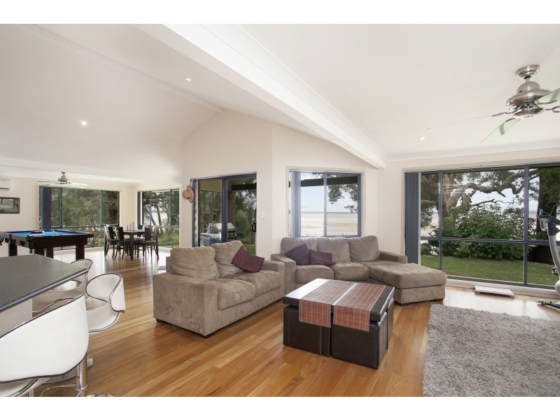 1 Hart Avenue, Mallabula NSW 2319