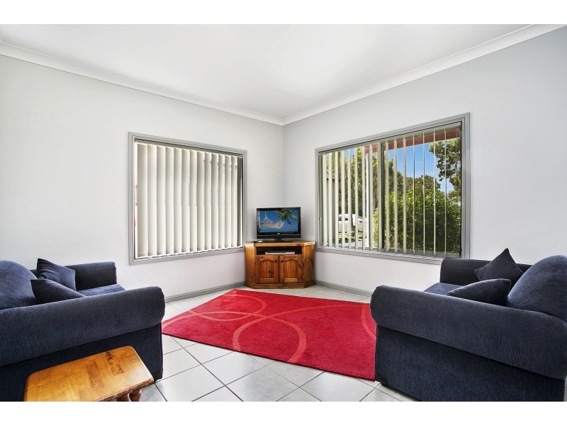 33 Cook Parade, Lemon Tree Passage NSW 2319
