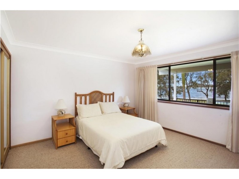 34 Tanilba Avenue, Tanilba Bay NSW 2319