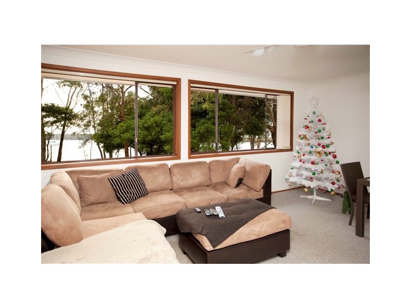 35 Gibbers Drive, Lemon Tree Passage NSW 2319