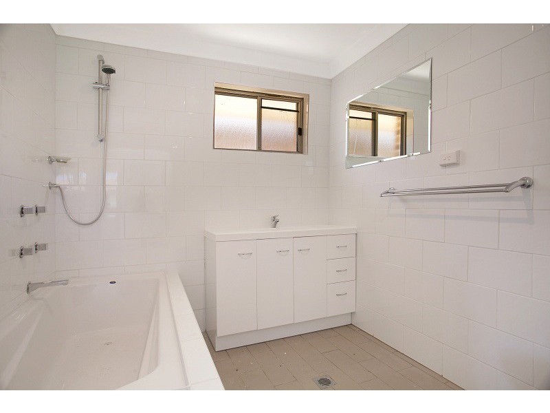 10 Wychewood Avenue, Mallabula NSW 2319