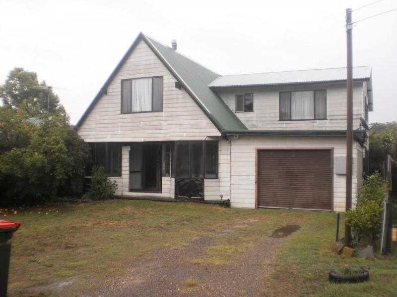 12 Elaine Avenue, Lemon Tree Passage NSW 2319