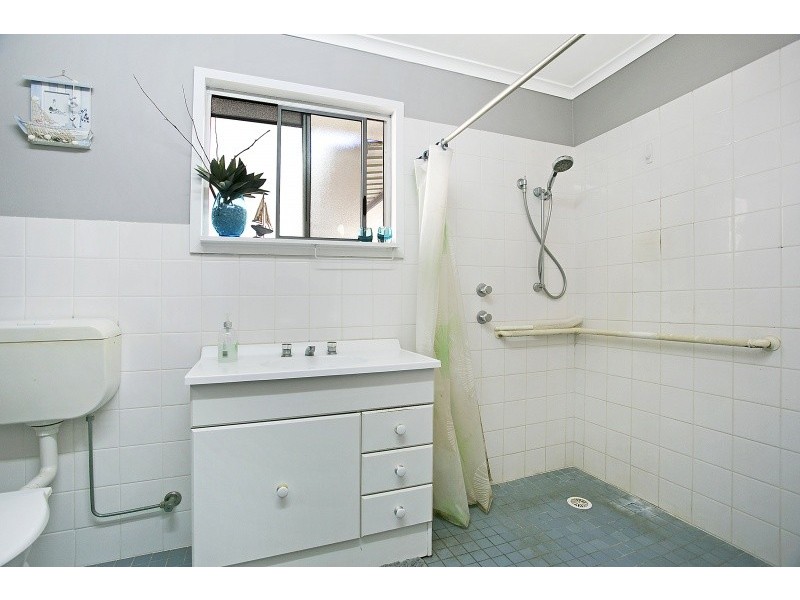 21 Paroa Avenue, Lemon Tree Passage NSW 2319
