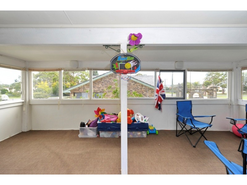 16 Avenue Of The Allies, Tanilba Bay NSW 2319