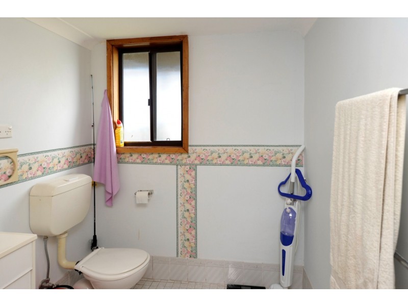 16 Avenue Of The Allies, Tanilba Bay NSW 2319