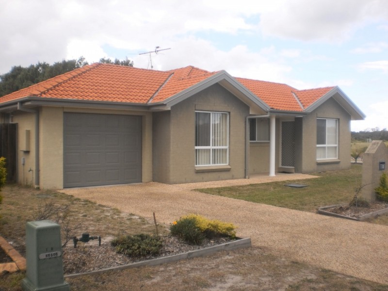 6 Brittania Drive, Tanilba Bay NSW 2319