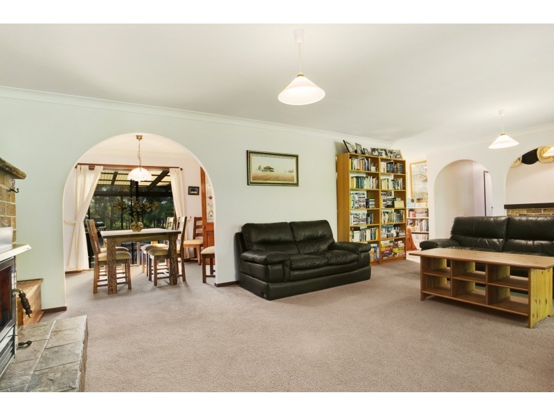 9 Rookes Road, Salt Ash NSW 2318