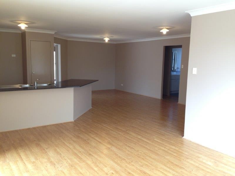 74 Dalyell Way, Raymond Terrace NSW 2324