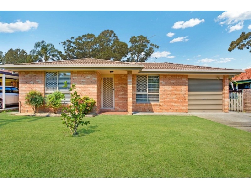 27 Elizabeth Avenue, Lemon Tree Passage NSW 2319
