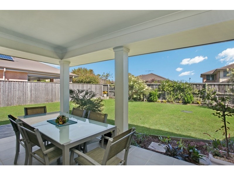 6 Matilda Avenue, Tanilba Bay NSW 2319