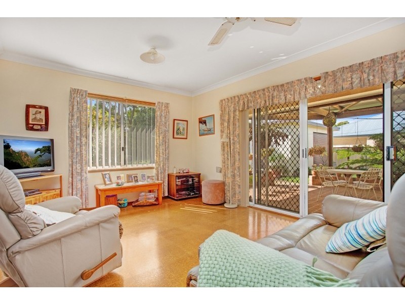 83 Clemenceau Crescent, Tanilba Bay NSW 2319