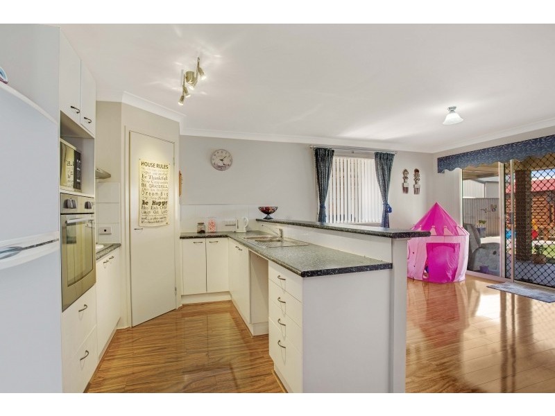 8 Pyramus Way, Tanilba Bay NSW 2319