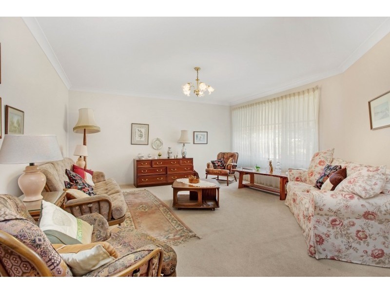16 Pershing Place, Tanilba Bay NSW 2319
