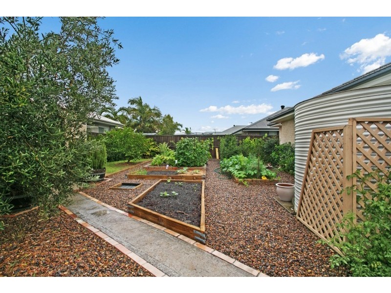 20 Matilda Avenue, Tanilba Bay NSW 2319