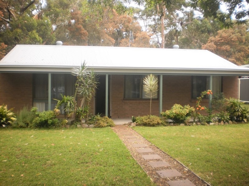21 Helen Avenue, Lemon Tree Passage NSW 2319