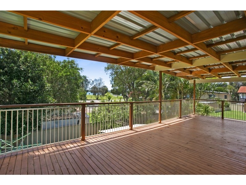 16 Stanley Street, Lemon Tree Passage NSW 2319