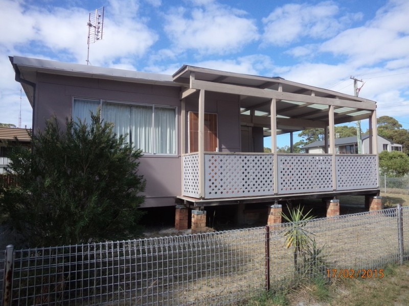 13 President Wilson Walk, Tanilba Bay NSW 2319