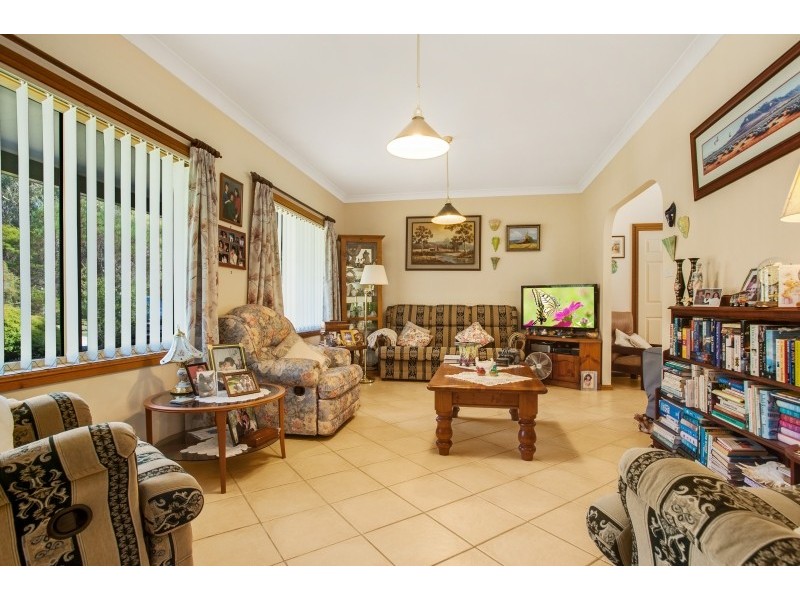 27 Francene Avenue, Salt Ash NSW 2318