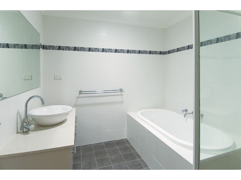 52 Peace Parade, Tanilba Bay NSW 2319
