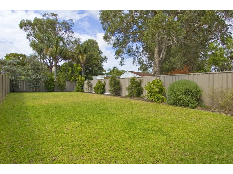 52 Peace Parade, Tanilba Bay NSW 2319