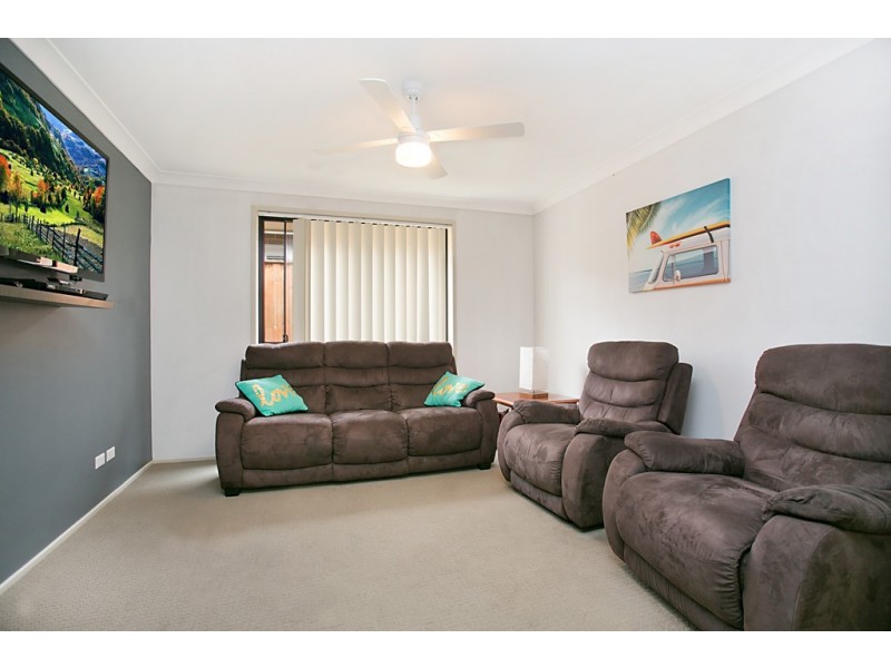 10 Estramina Way, Tanilba Bay NSW 2319