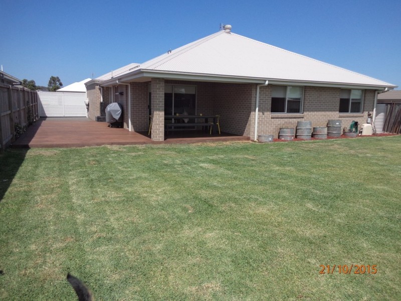 11 Nepean Way, Tanilba Bay NSW 2319