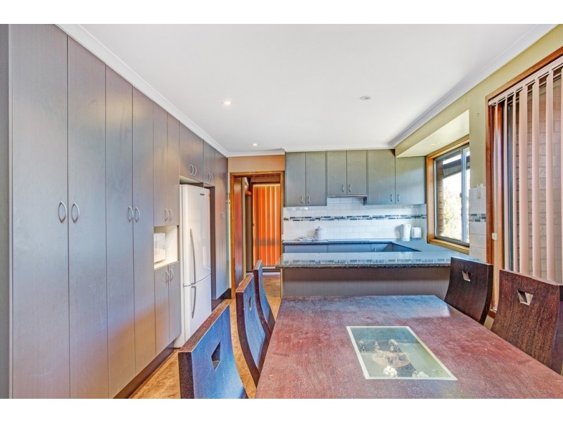 21 Essendene Gardens, Mallabula NSW 2319
