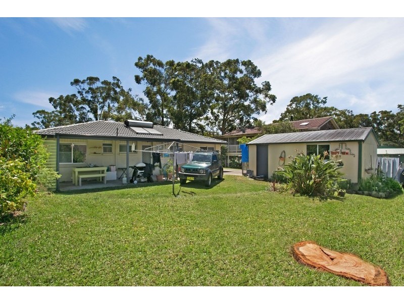 11 John Parade, Lemon Tree Passage NSW 2319