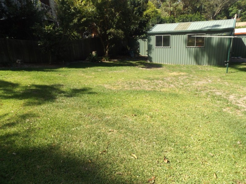 4 Paroa Avenue, Lemon Tree Passage NSW 2319