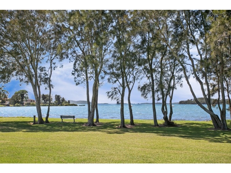 16 Tanilba Avenue, Tanilba Bay NSW 2319