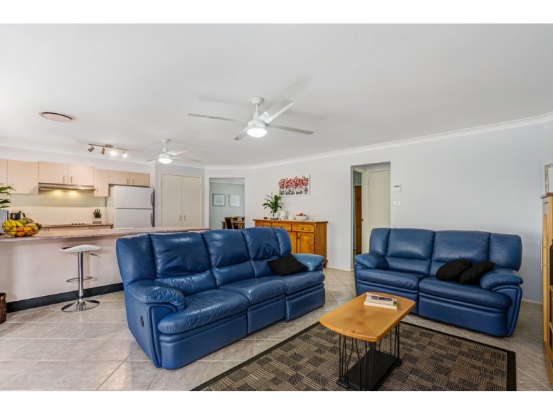 16 Paroa Avenue, Lemon Tree Passage NSW 2319