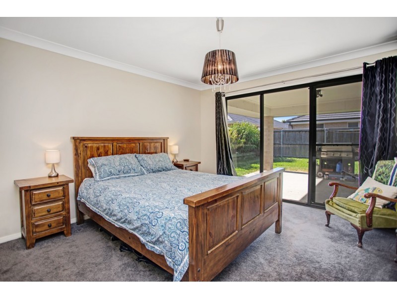 69 Pershing Place, Tanilba Bay NSW 2319 Floorplan