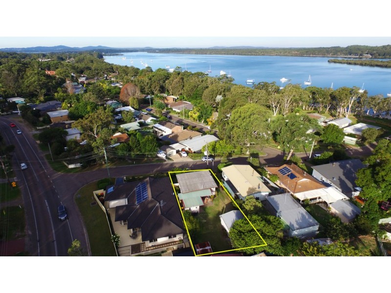 15 Crawley Avenue, Lemon Tree Passage NSW 2319