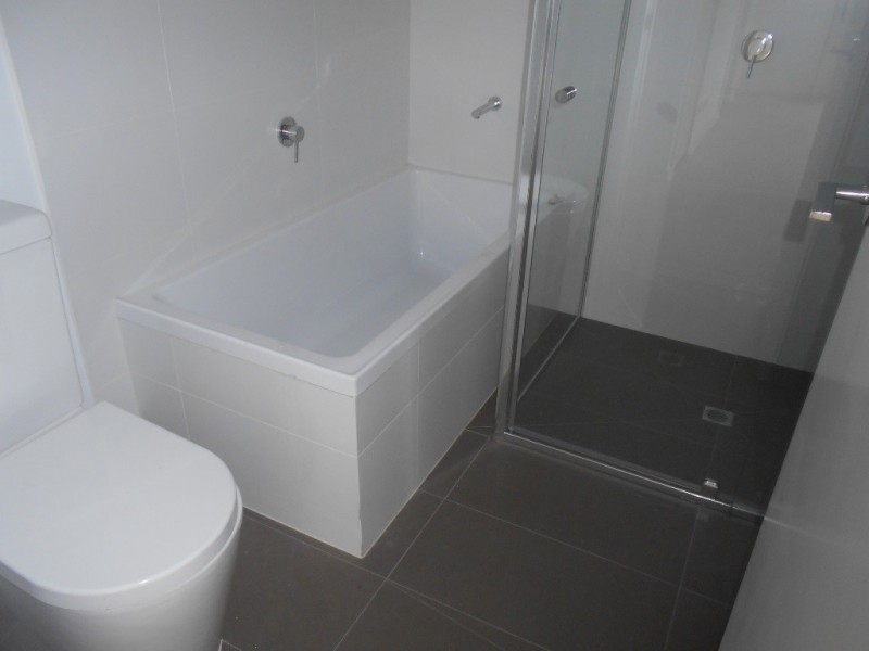 2/27 King Street, Bayswater VIC 3153