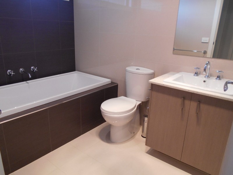 2/54 Fonteyn Drive, Wantirna South VIC 3152