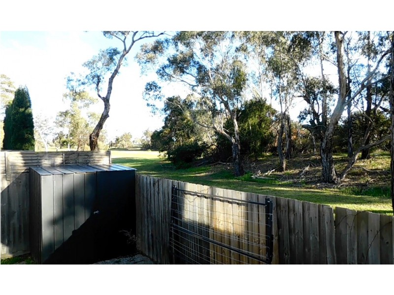 2/54 Fonteyn Drive, Wantirna South VIC 3152