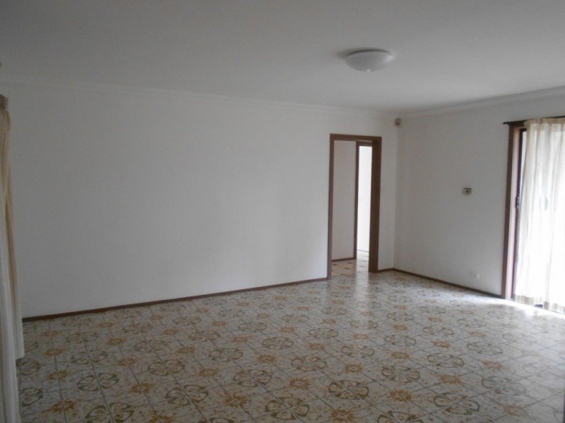 17 Crestdale Road, Wantirna VIC 3152