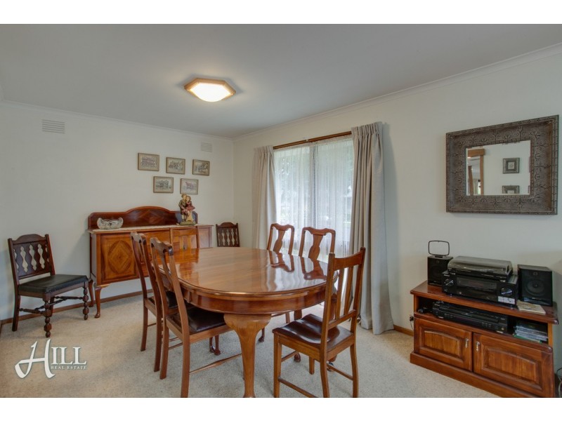 5 Newstead Way, Wantirna South VIC 3152