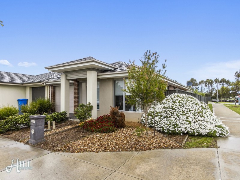 2 Hestia Avenue, Cranbourne West VIC 3977