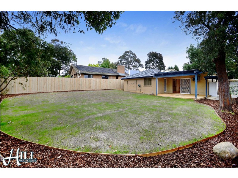 15 Maidstone Place, Ferntree Gully VIC 3156