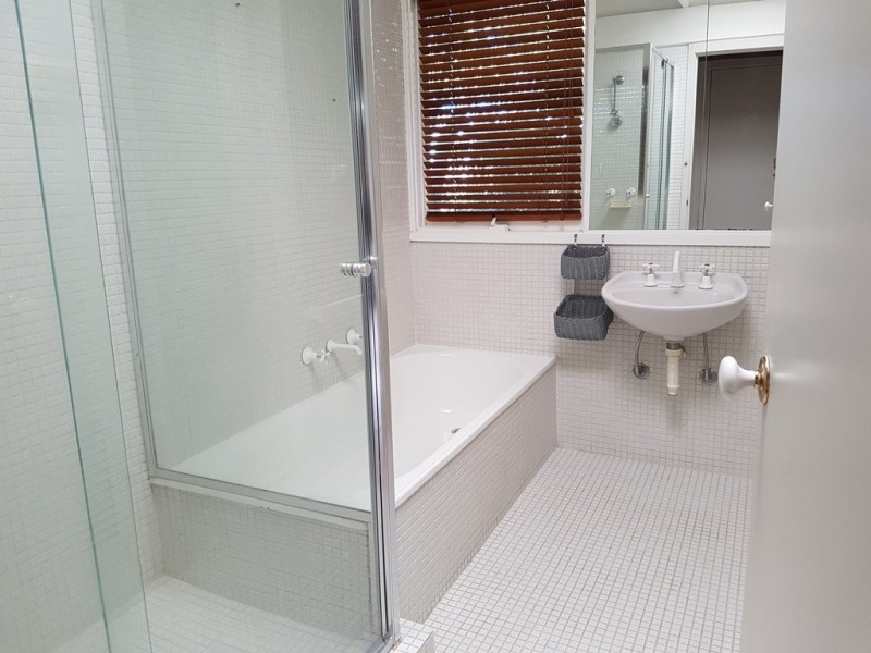25 Gateshead Drive, Wantirna South VIC 3152