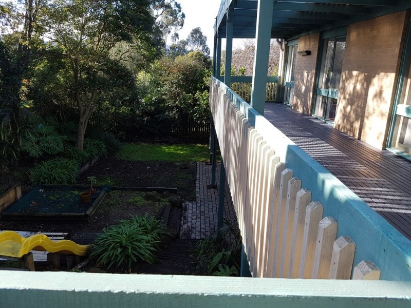 25 Gateshead Drive, Wantirna South VIC 3152