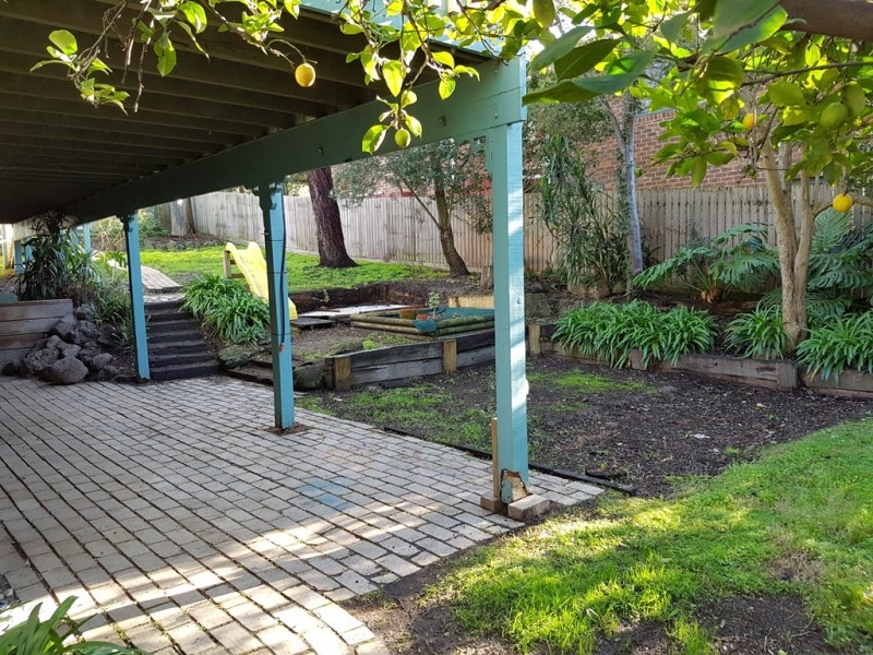 25 Gateshead Drive, Wantirna South VIC 3152