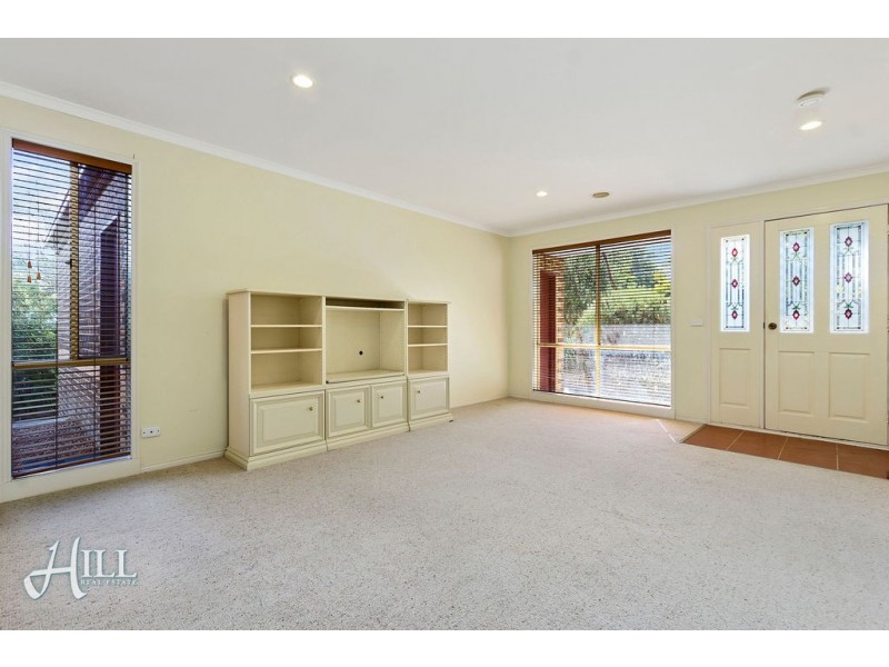 12 The Glen, Ferntree Gully VIC 3156