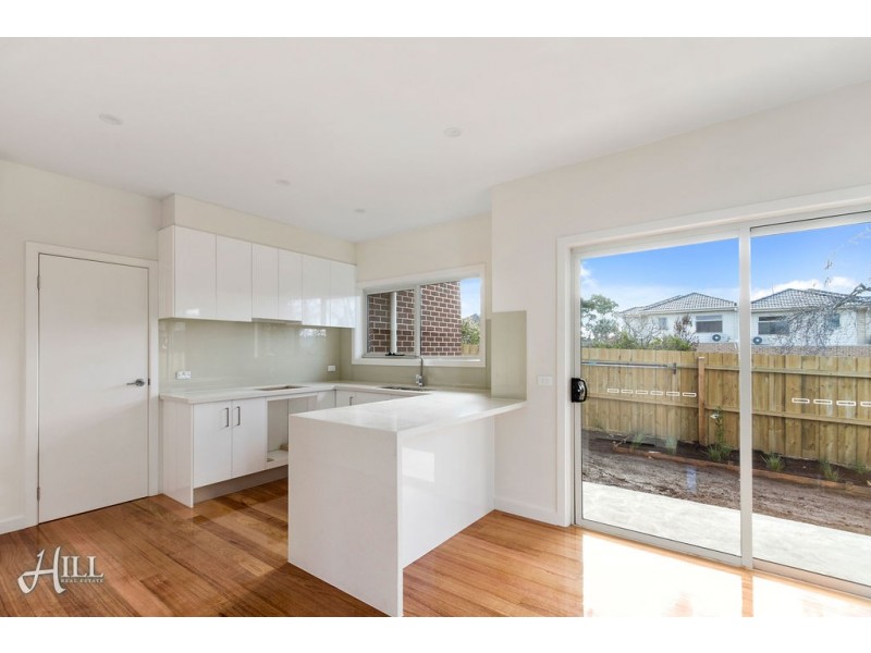 2/81 Scoresby Road, Bayswater VIC 3153